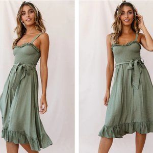 Selfie Leslie Olive Green Midi Dress